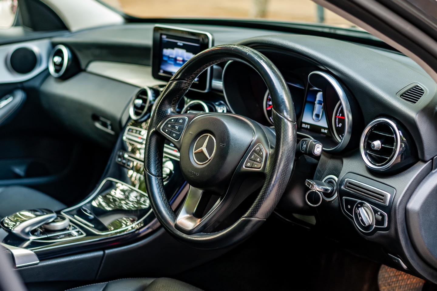 Mercedes Benz C160. The Best Or Nothing AMG Line (DIMO)
