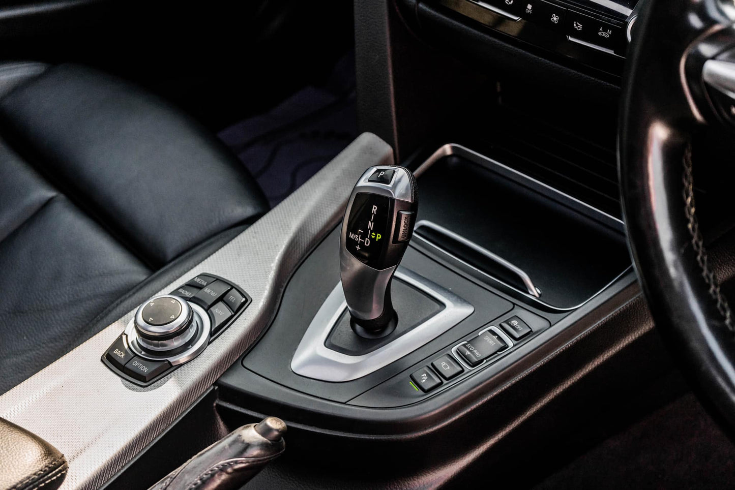 BMW 318 i M SPORT 2018
