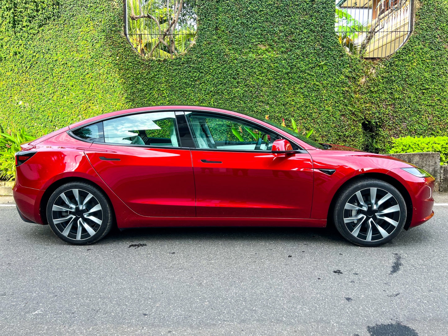 All new TESLA MODEL 3 2024 FACELIFT HIGHLAND