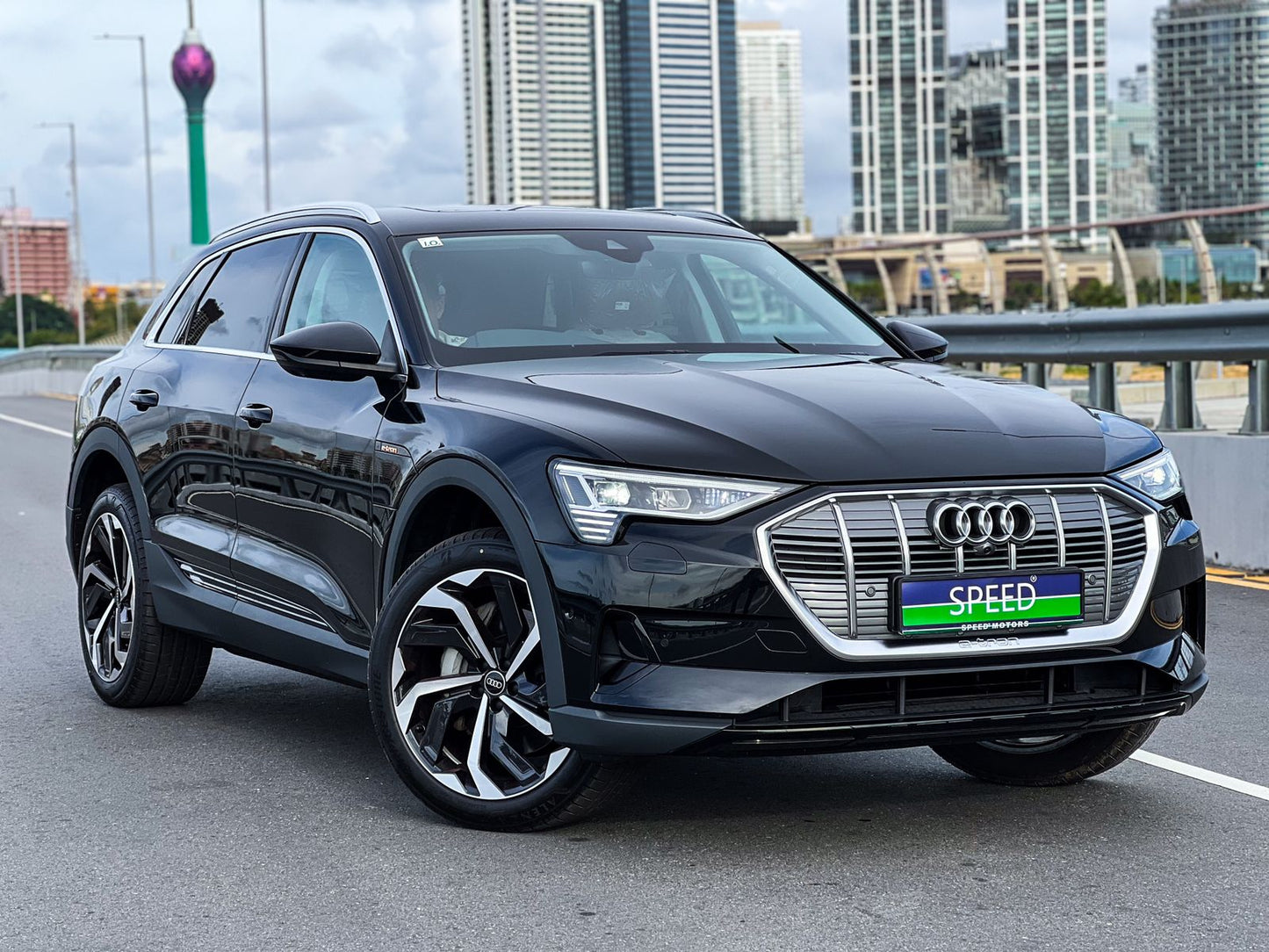 All New Audi E-tron Q8 Quattro 50 High Spec.